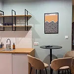 Mint Studio With Outdoor Space - Self Check-In